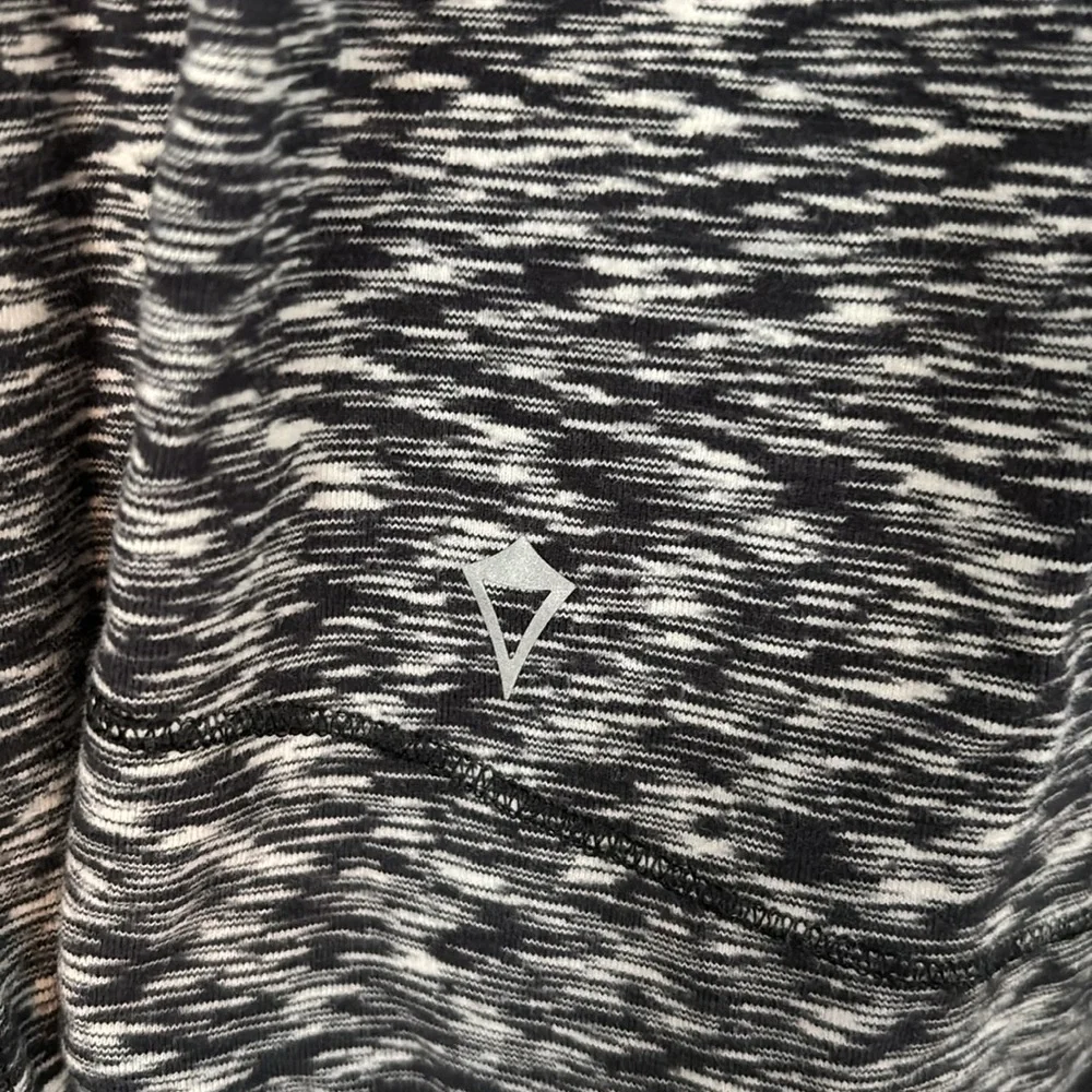 Ivivva Long Sleeve T-Shirt, Size 14